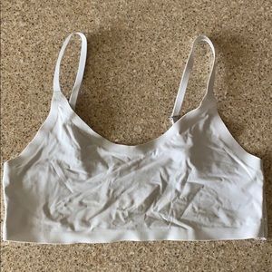 Victoria Secret Unlined Lace Back Bralette